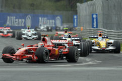 Start: Kimi 3. und Felipe 6.