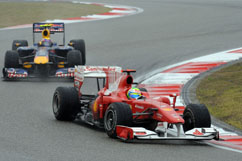 Felipe vor Vettel