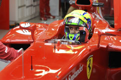 Felipe im Cockpit